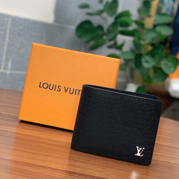 Ví Louis Vuitton like au Multiple Wallet Taiga Leather họa tiết logo nổi