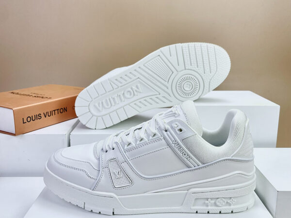 Giày Louis Vuitton LV Trainer White Like Auth màu trắng