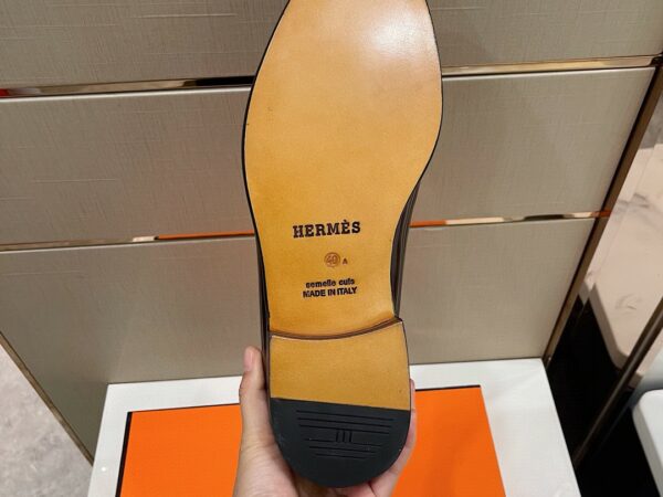 Giày lười Hermes like au đế cao tag da chữ H màu nâu bóng