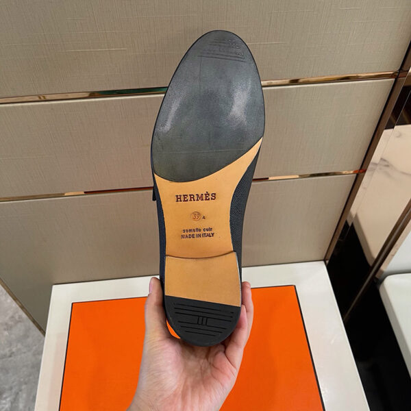 Giày lười Hermes Monterey Loafer da taiga khóa lệch