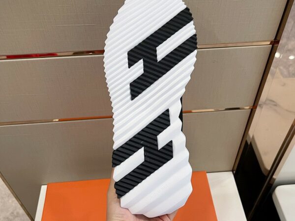 Giày thể thao Hermes like au Bouncing Sneaker phối lưới đen trắng